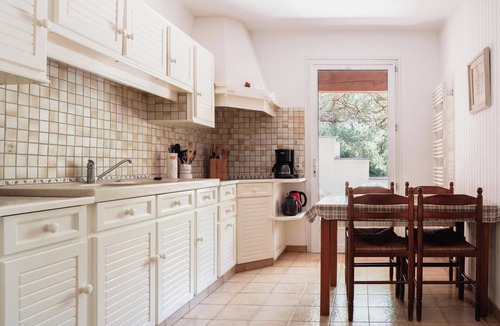 Azillanet Villa | Villa la mancha.