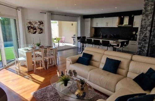 Sete Villa | VILLA La Mazal, Bord de Mer, Balnéo, Piscine Clim