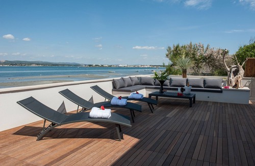 Sete Villa | Villa La Perle de Thau Direct beach access