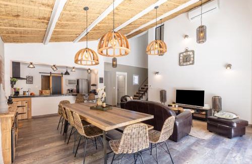 Pougnadoresse House | Villa La Roche Rouge