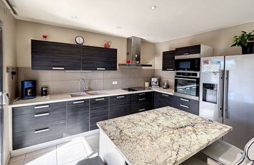 Saint-Andiol Villa | Villa la Saint Andiolaise, piscine, clim