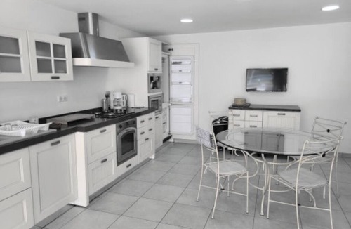 Alata Villa | Villa la Siesta