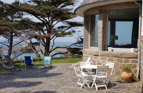 Trebeurden Villa | Villa Lan Kerellec - seafront - 180 degree panoramic view