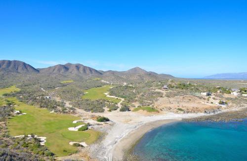 Ensenada Los Muertos Villa | Villa Langosta by Cabo Villas