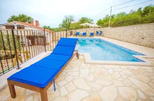 Rakotule House | Villa Lara