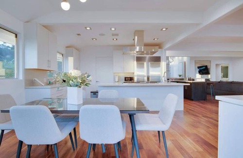 Hollywood Hills West Villa | Villa Lareira