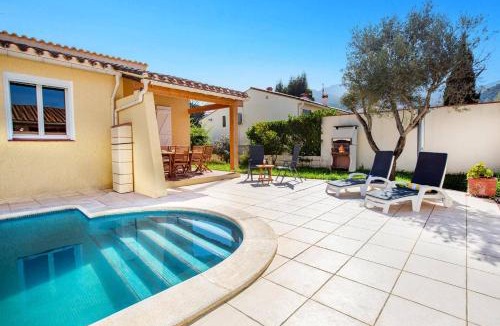 Laroque-des-Alberes Villa | Villa Laroque by Villa Plus