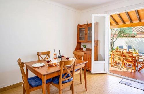Laroque-des-Alberes Villa | Villa Laroque by Villa Plus