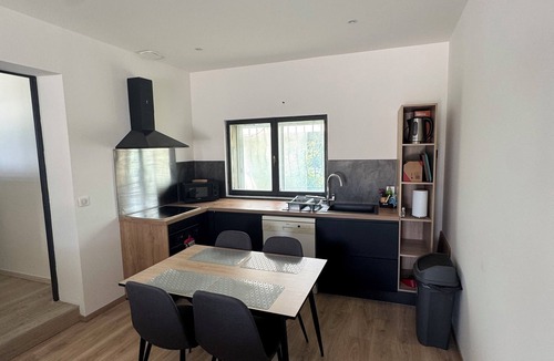 Croix de Pierre - Route d'Espagne House | Villa LARRIEU House with garden and parking space