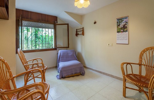 Pinar de Campoverde Villa | Villa 'Las Pedrizas' with Mountain Views, Private Pool and Wi-Fi