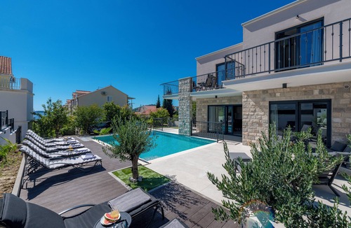 Brasina Villa | Villa Lav Lux – Elegant Residence with Heated Pool