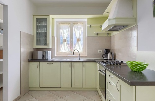 Gajana Villa | Villa Lavanda by Villas Guide
