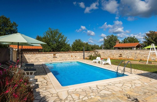 Gajana Villa | Villa Lavanda by Villas Guide
