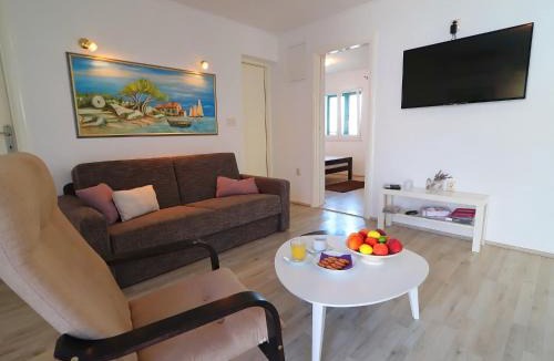 Zavalatica Villa | Villa Lavanda Kor ula - Five Bedroom Villa with Pool and Sea View