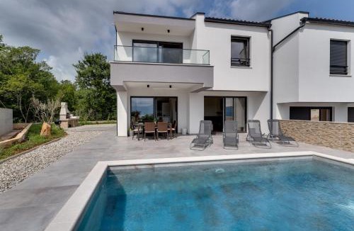 Risika Villa | Villa Lavanda -semi-detached villa with a pool and a panoramic view, close to a sandy beach- by TRAVELER tourist agency Krk