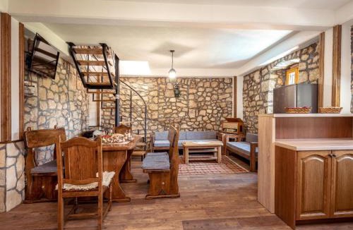 Stasevica Villa | Villa Lazini Dvori - Two Bedroom Stone House Villa with Private Pool