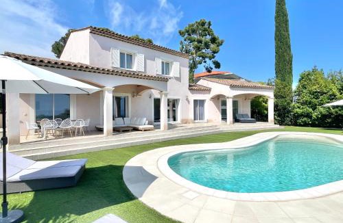 Roquebrune-Cap-Martin House | Villa Le Clos des Lauriers