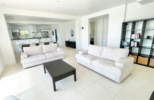 Roquebrune-Cap-Martin House | Villa Le Clos des Lauriers