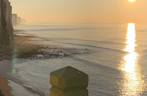 Ault Apartment | Villa Le Courlis exceptional panoramic sea view direct beach access