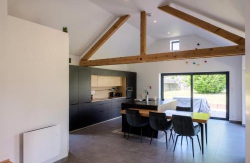 Munster Villa | Villa Le Domaine Endila