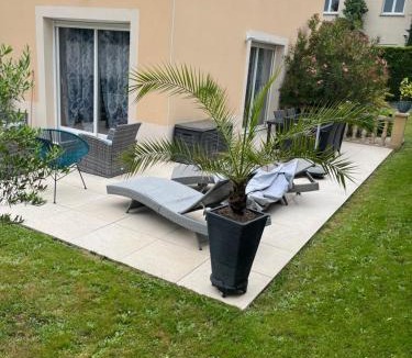 Andrezieux-Boutheon Villa | Villa le jasmin très calme