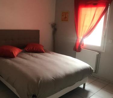 Andrezieux-Boutheon Villa | Villa le jasmin très calme