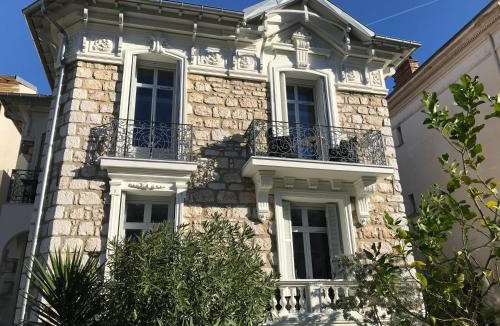 Liberation Apartment | Villa le Nid