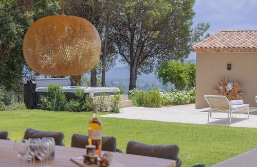Grimaud Villa | Villa Le Pierredon - Grimaud