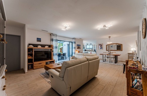 Mimizan-Plage House | Villa 'Le Rêve' in Mimizan Plage with Terrace, Garden and Air Conditioning