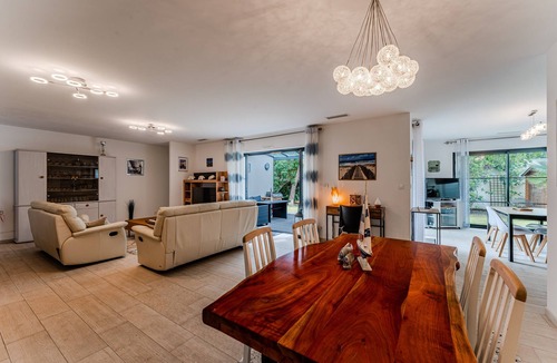 Mimizan-Plage House | Villa 'Le Rêve' in Mimizan Plage with Terrace, Garden and Air Conditioning