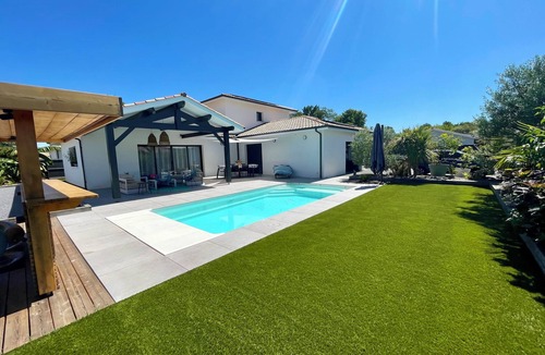 Le Teich Villa | Villa Le Teich