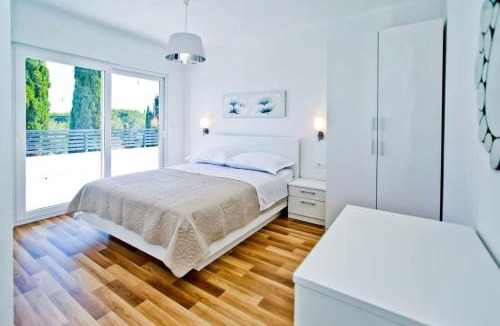 Bogomolje House | Villa LeChalet on Hvar Island with Private Pool & Peaceful Location