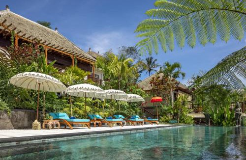 Taro Villa | Villa Lembah Damai