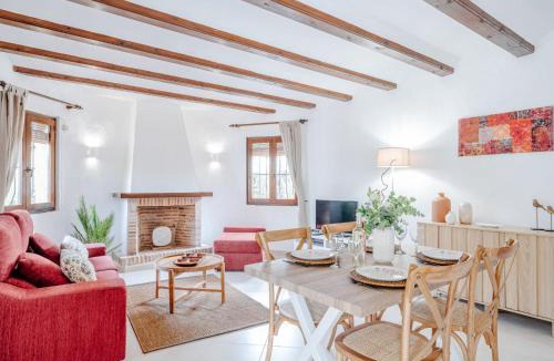Almadrava Beach Villa | Villa Les Canyes by Interhome