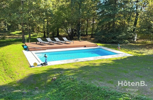 Feytiat House | Villa Les Chabannes – Pool, Billiards & Leisure