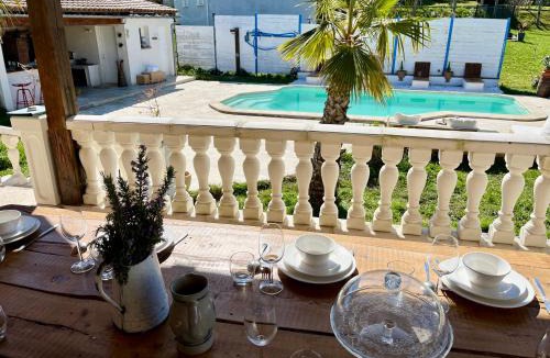 Mas-Saintes-Puelles Villa | Villa les cigales - Paisible avec piscine
