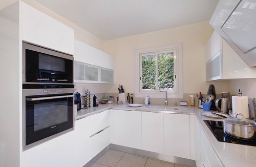 Cagnes-sur-Mer Villa | Villa 'Les Collettes' with Private Pool, Wi-Fi, and Air Conditioning
