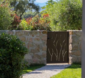 Antisanti House | Villa Les Granges Classé 5 Étoiles