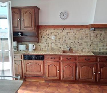 Meze Apartment | Villa Les Grenadines ETAGE