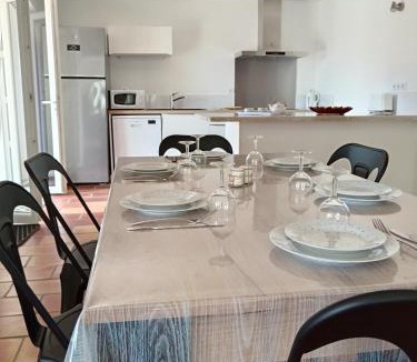 Meze Apartment | Villa Les Grenadines RDC