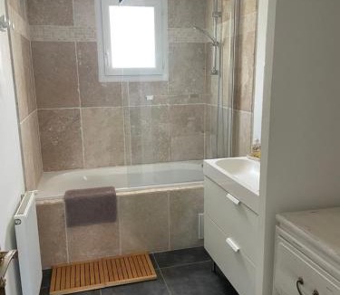 Vaucelles House | Villa les hortensias