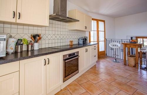 Azillanet Villa | Villa Les Juliannes by Villa Plus