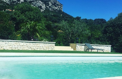 Volx Condo | Villa les Oliviers Avec Piscine Chauffée
