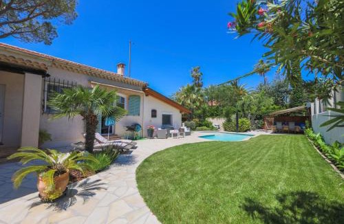 Cap-d'Antibes Villa | VILLA LES ONDES VI4120