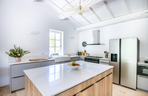 Malaucene House | Villa Les Saffres in Malaucene