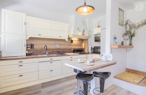 Viviers-du-Lac House | Villa LES Sources - LE Viviers-du-lac