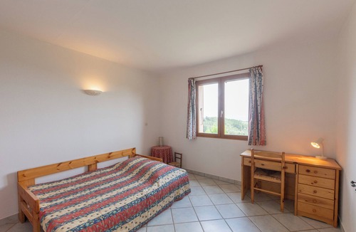Planzolles Villa | Villa 'Les Tamaris' with Mountain View, Private Terrace and Private Garden