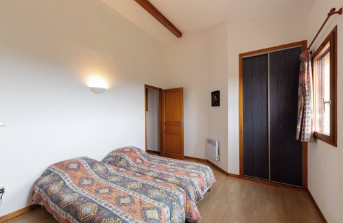 Planzolles Villa | Villa 'Les Tamaris' with Mountain View, Private Terrace and Private Garden