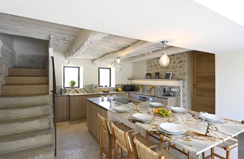 Lagnes Villa | Villa Lia