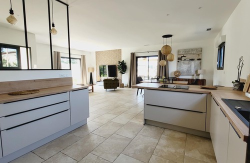 Chateaurenard Villa | Villa Liane